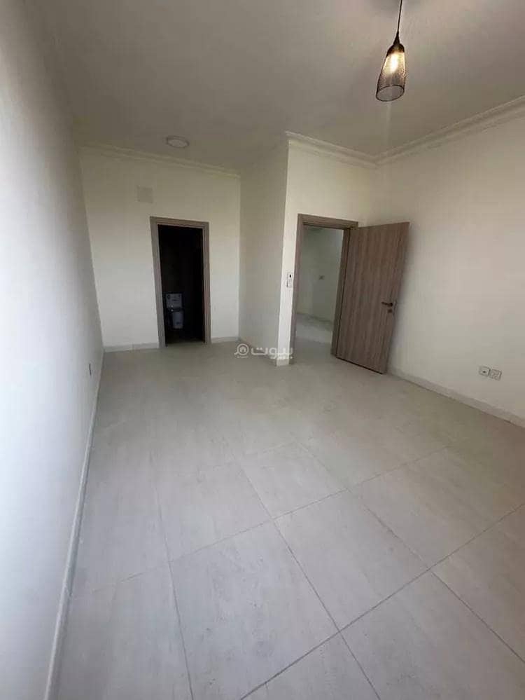 4 bedroom villa in King Khalid International Airport, Riyadh 10
