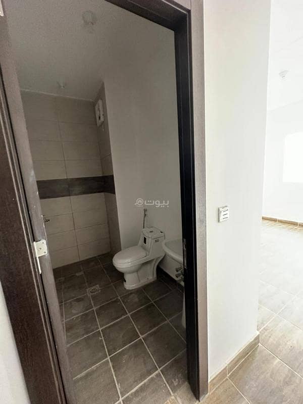 7 bedroom villa in King Khalid International Airport, Riyadh 21