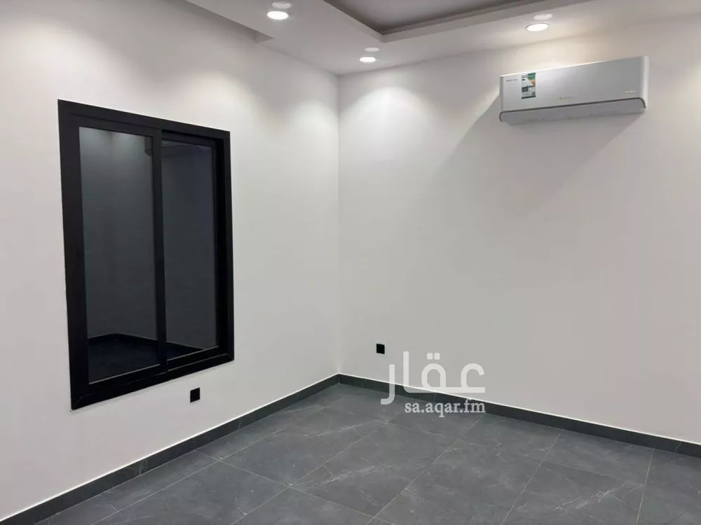 دور 4 غرف في العارض 8