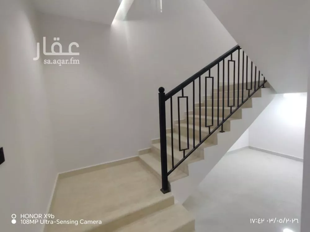 فيلا 5 غرف في ديراب 17