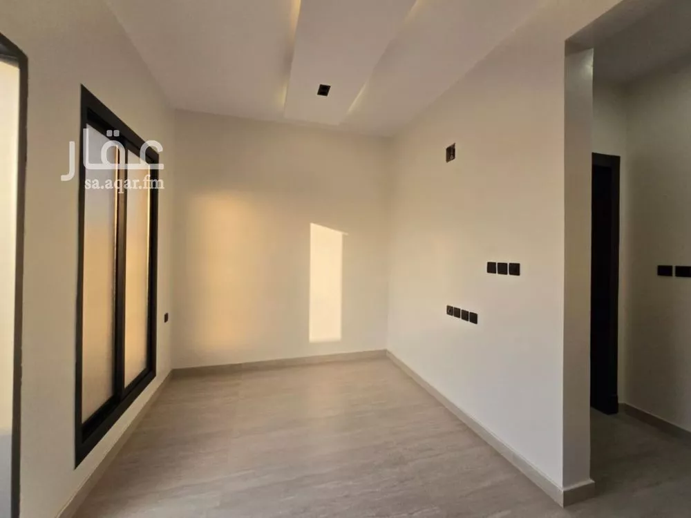 4 bedroom villa in Al Uraija Al Awsat, Riyadh 28
