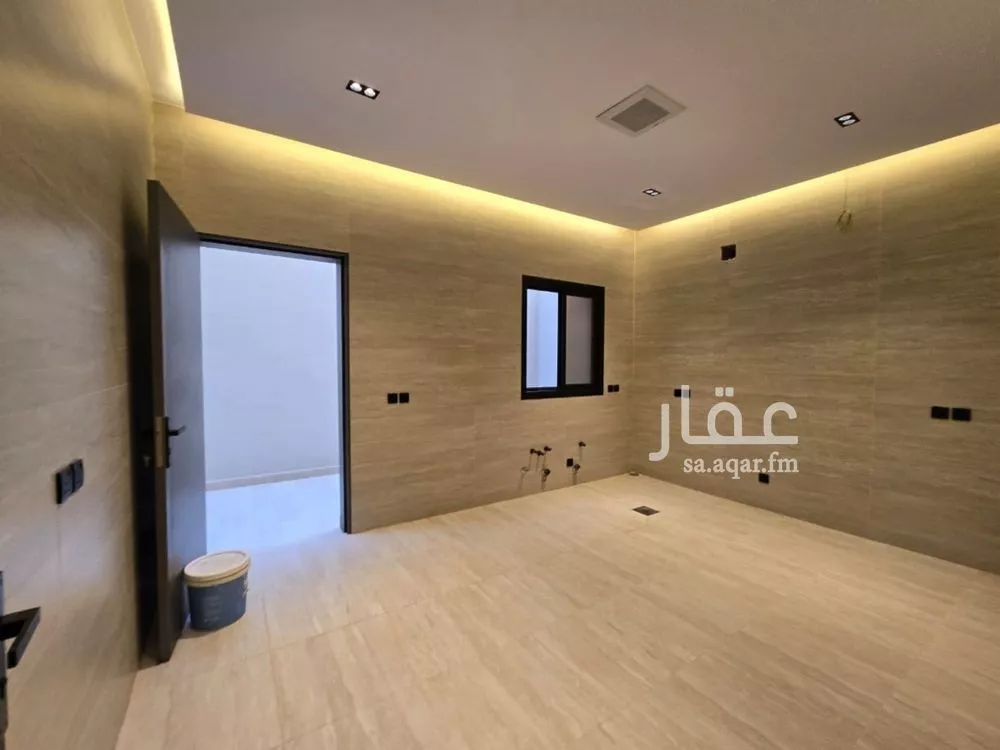 4 bedroom villa in Al Uraija Al Awsat, Riyadh 5