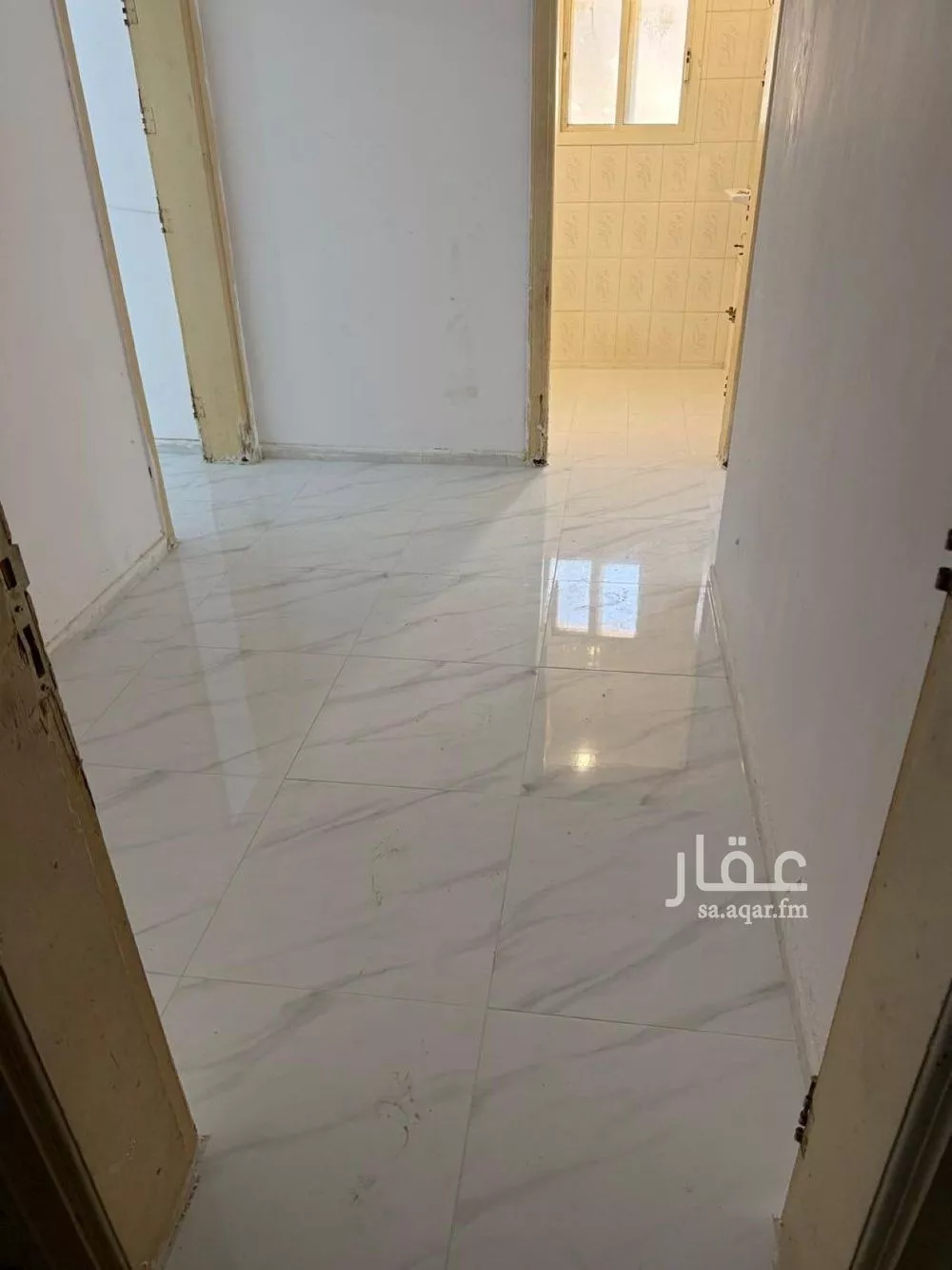 شقة 4 غرف في الزهراء 4