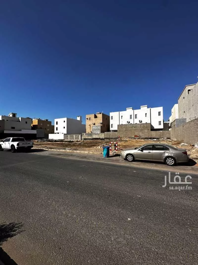 250 sqm land in Az Zomorod 2