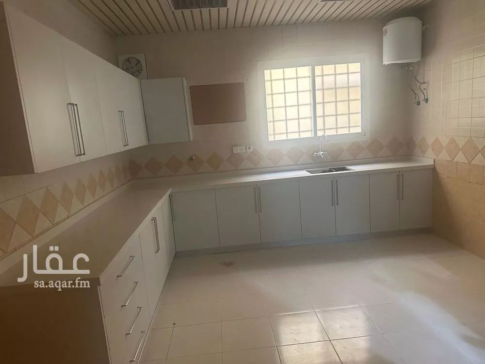 دور 4 غرف في الفيحاء 5