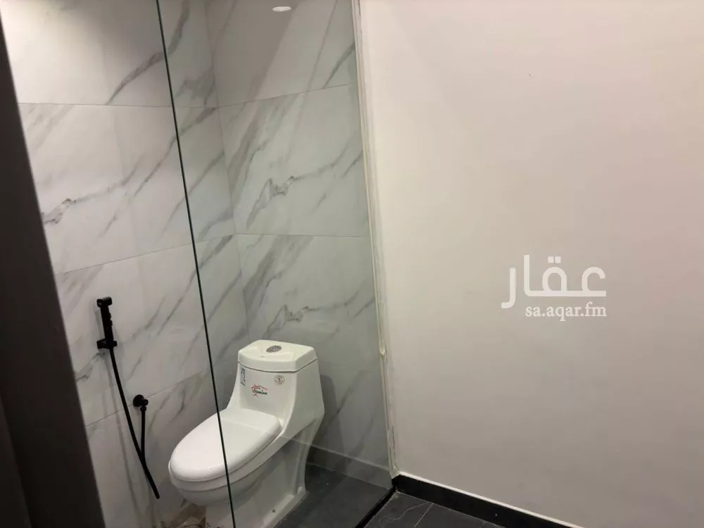 دور 4 غرف في العارض 8