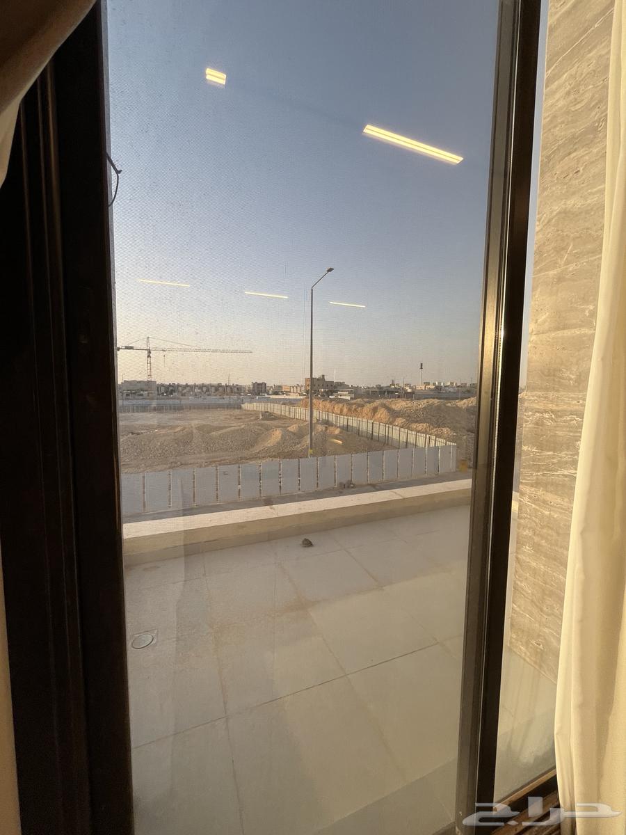 فيلا 4 غرف في النرجس 19