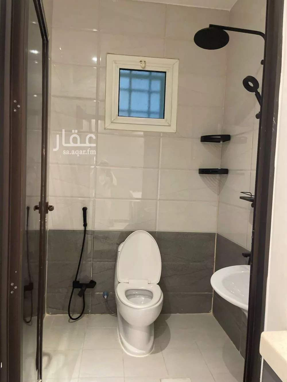 دور 1 غرف في النرجس 5