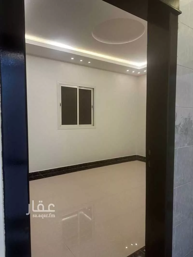 4 bedroom floor in Al Rimal 5