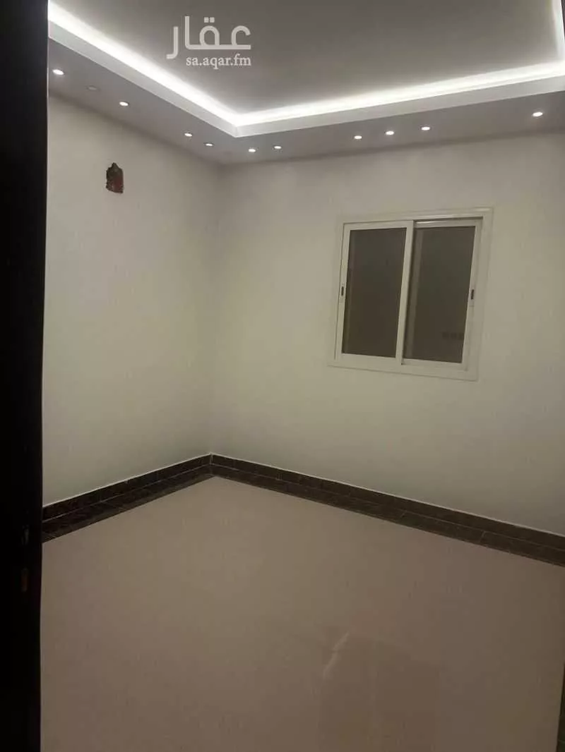 4 bedroom floor in Al Rimal 6