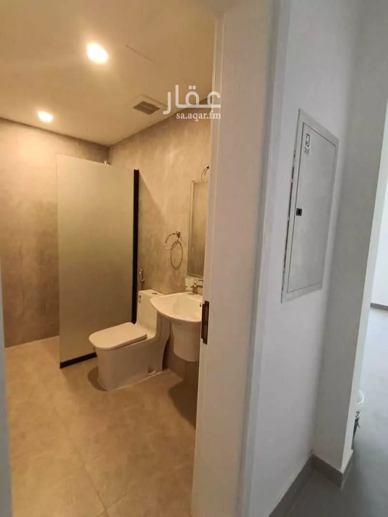 7 bedroom villa in Al Narjis, Riyadh 25