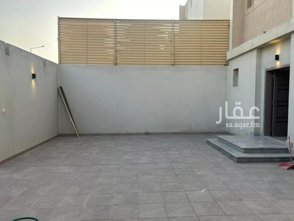 فيلا 5 غرف في الجنادرية 24