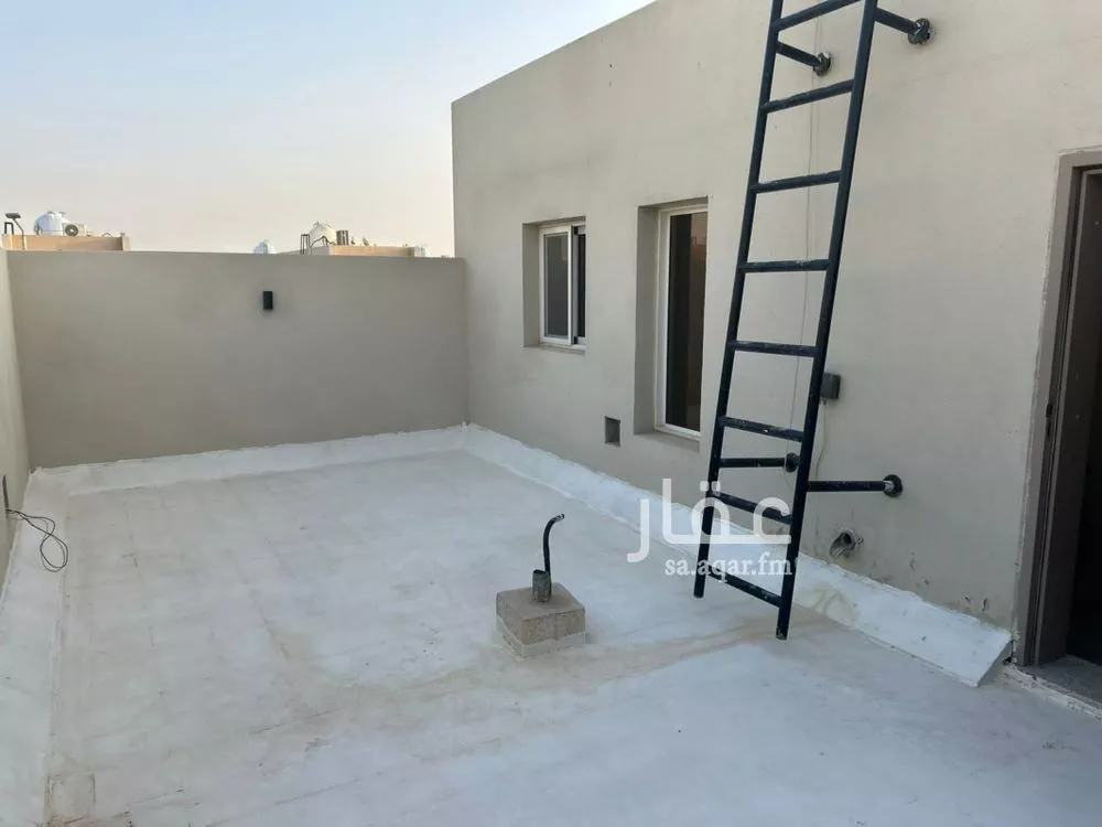 فيلا 5 غرف في الجنادرية 5