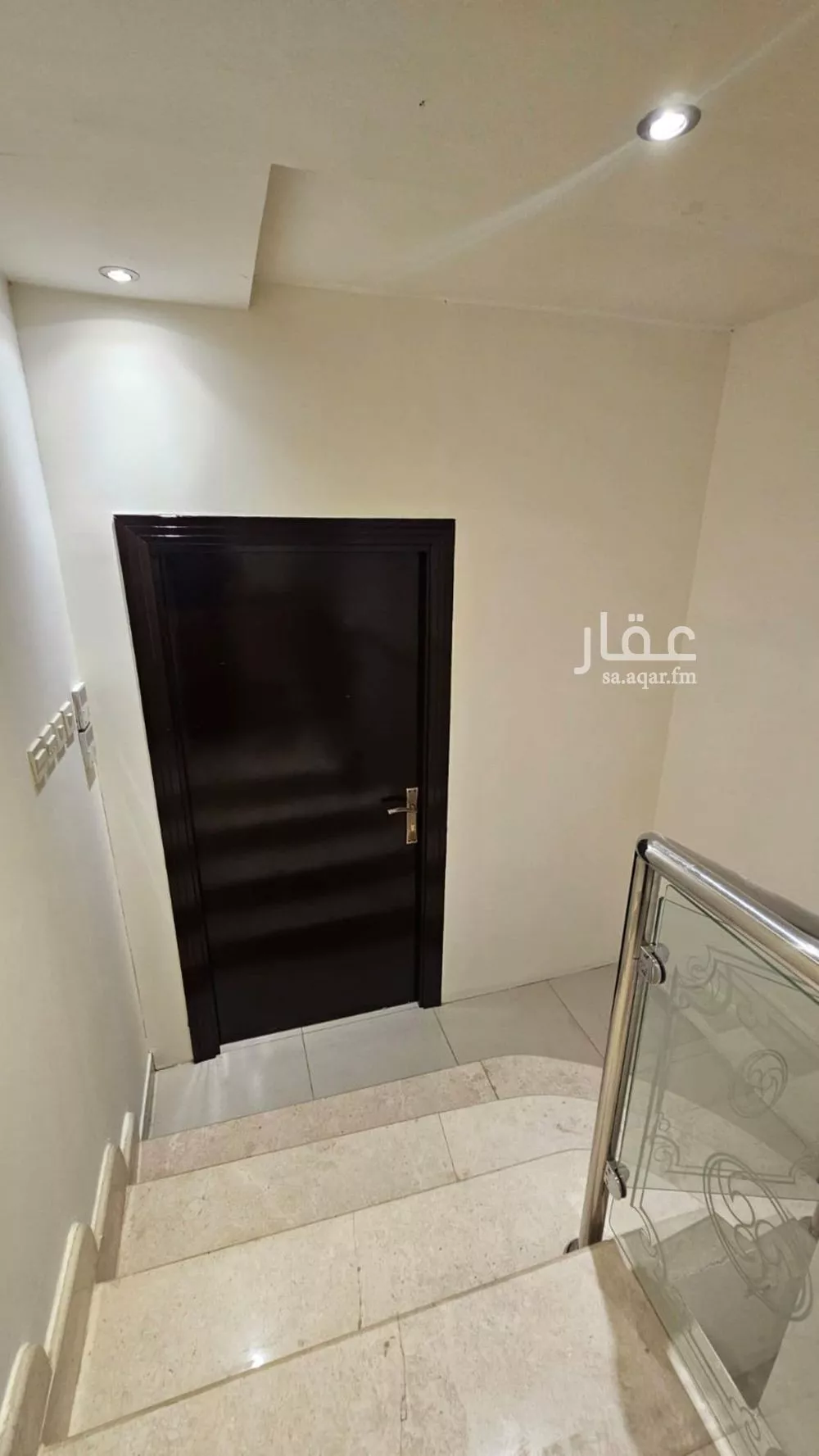 فيلا 4 غرف في النرجس 4