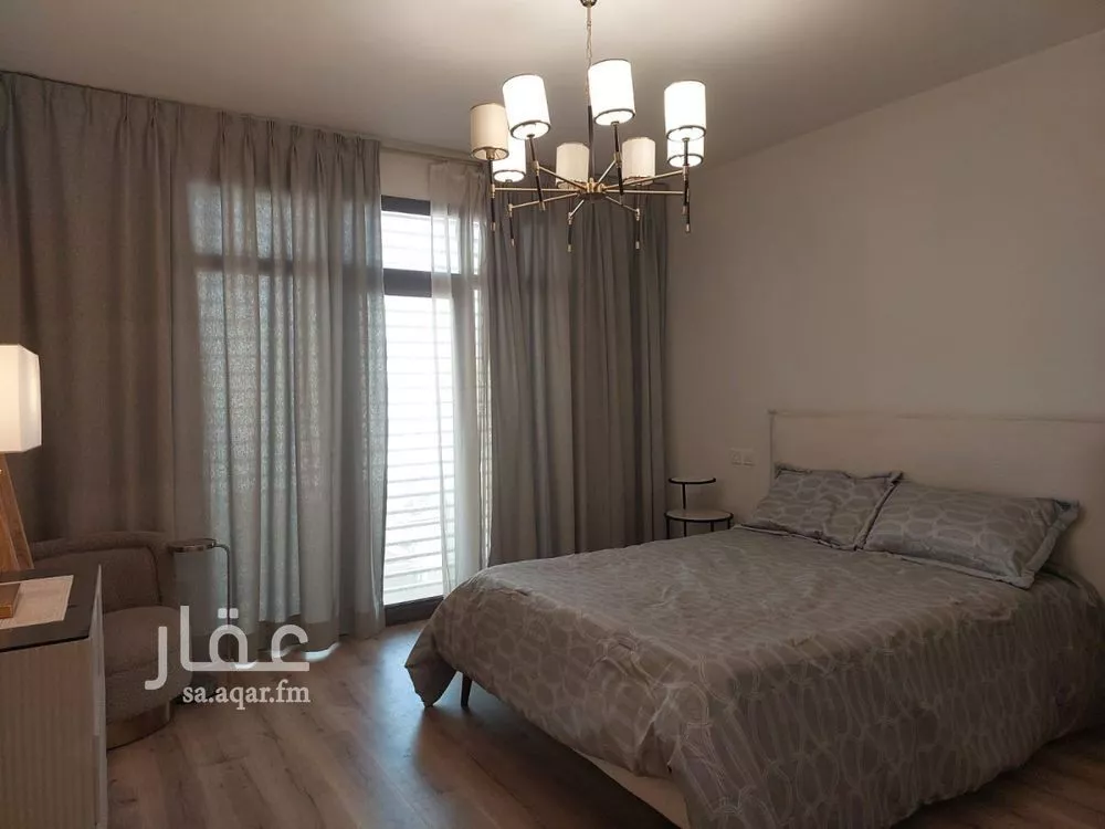 فيلا 7 غرف في الرمال 24