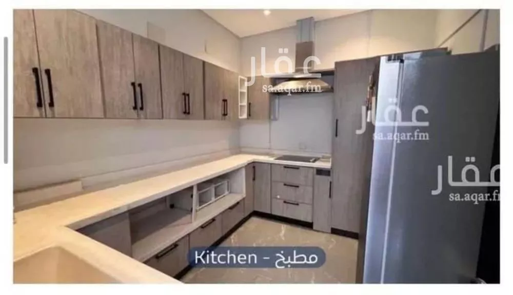 فيلا 6 غرف في العارض 5