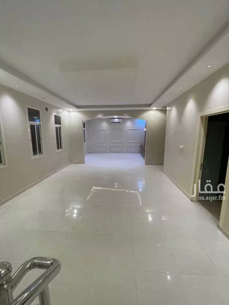 8 bedroom villa in Ash Sharq 5