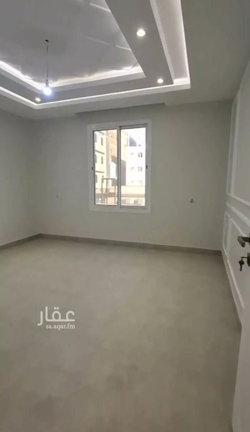 شقة  في الريان 6