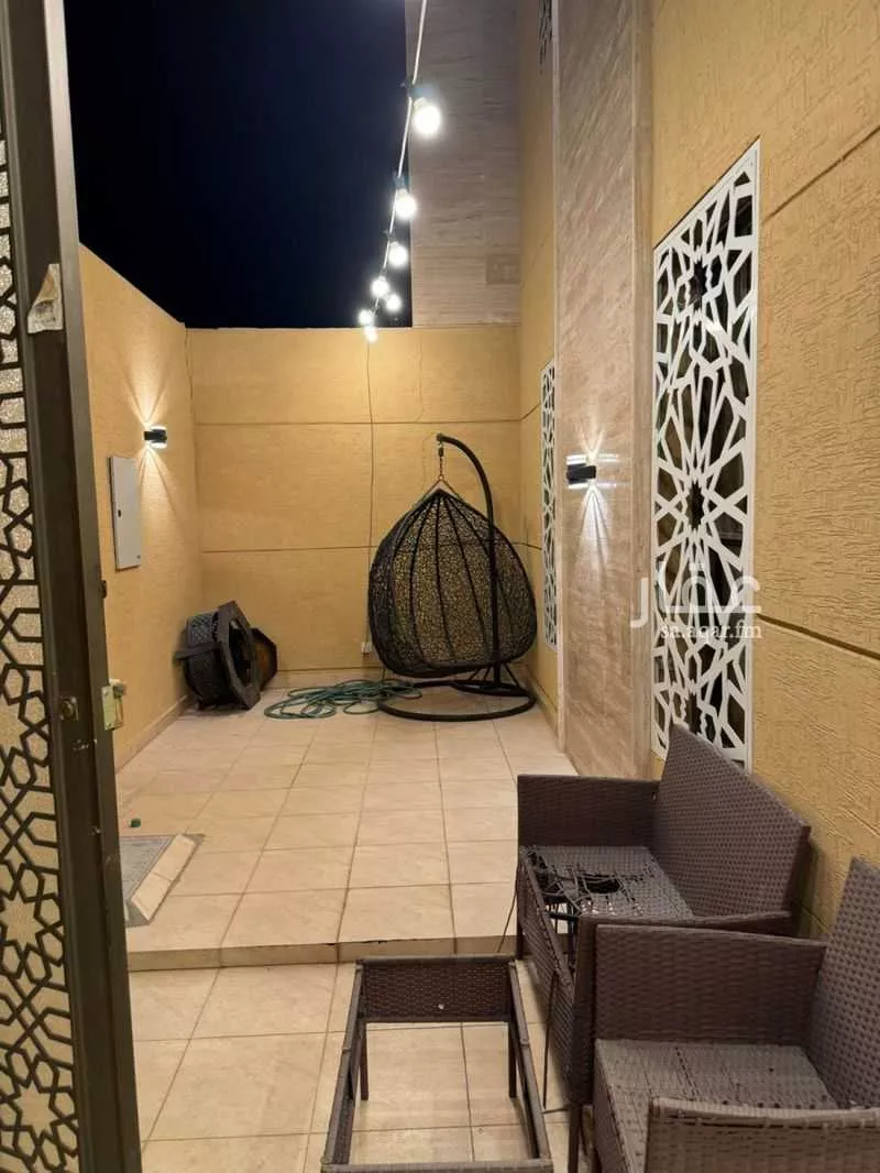فيلا 5 غرف في العارض 3