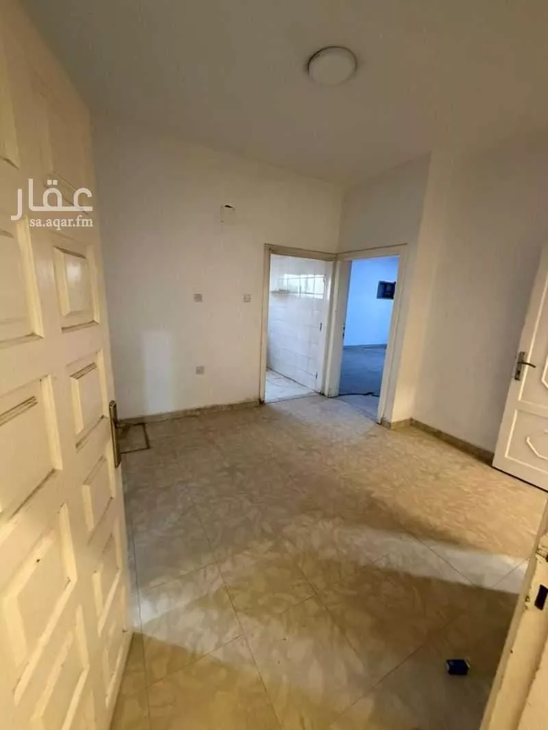 فيلا 13 غرف في العزيزية 3