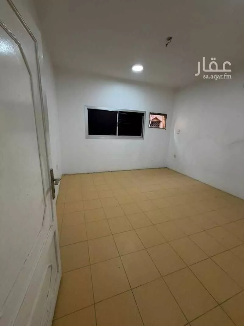 فيلا 13 غرف في العزيزية 7