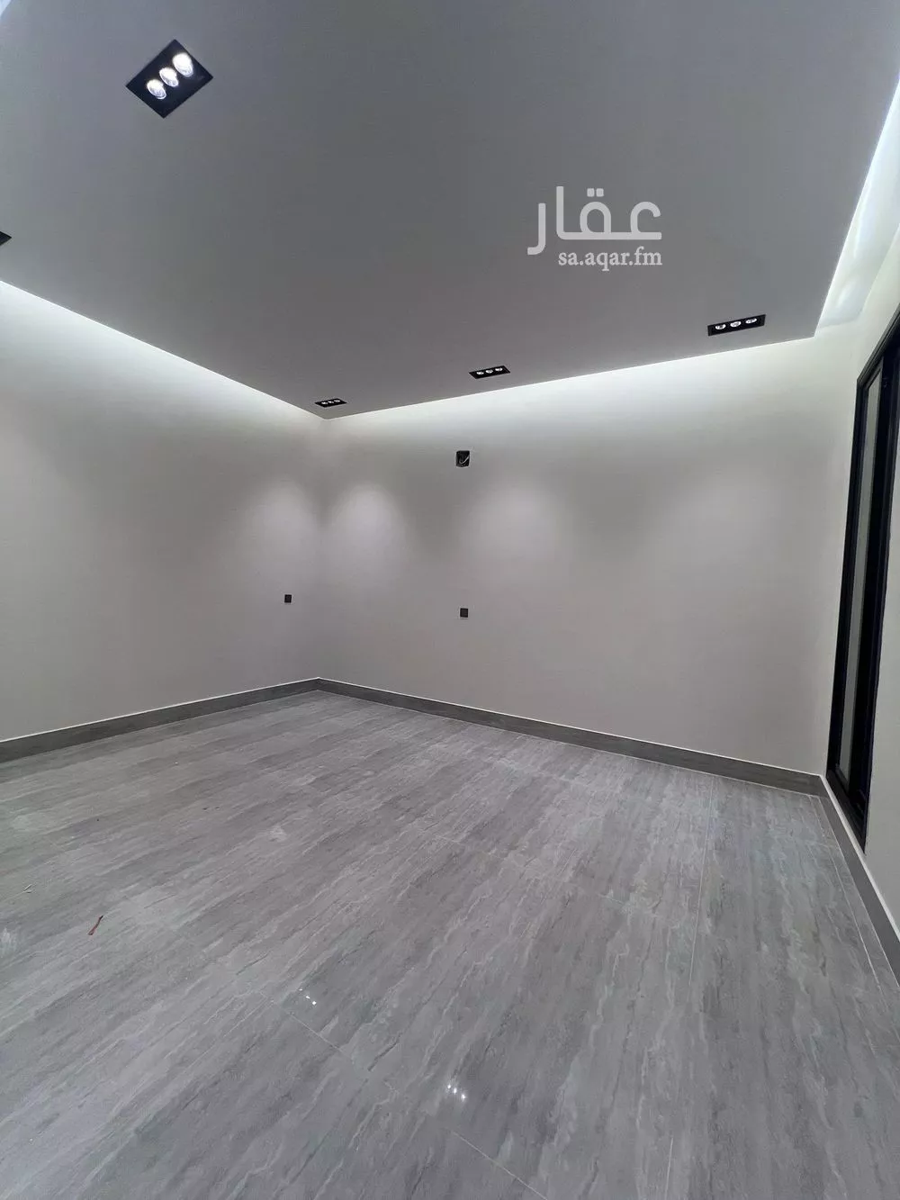 فيلا 4 غرف في الرمال 3