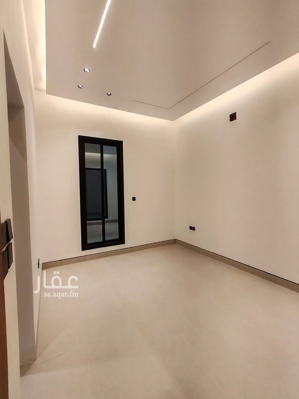 فيلا 3 غرف في العارض 19