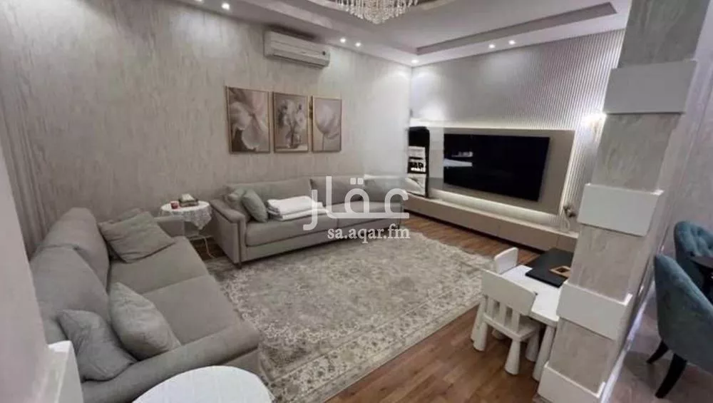 فيلا 10 غرف في العارض 8