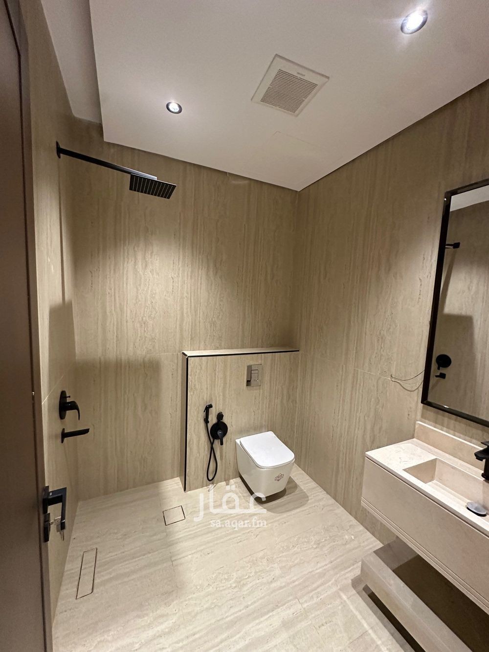 4 bedroom villa in Al Zahrah, Riyadh 19