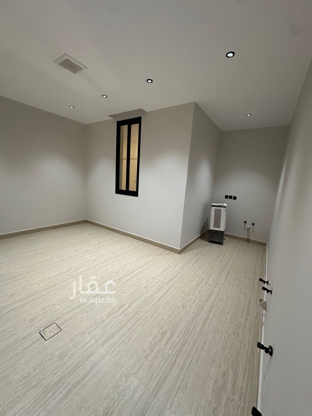 4 bedroom villa in Al Zahrah, Riyadh 9