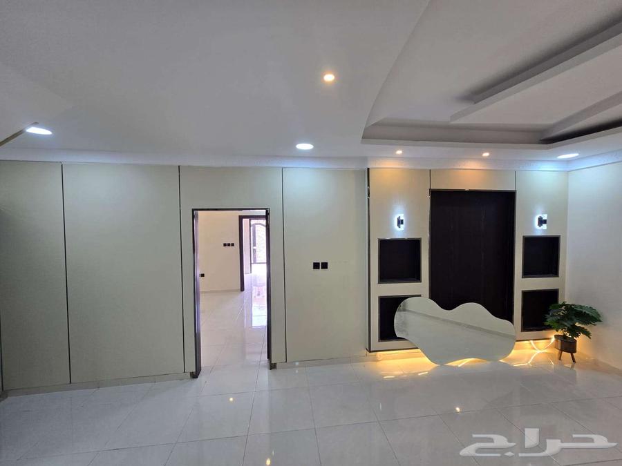 9 bedroom villa in Dahiat King Fahd 13