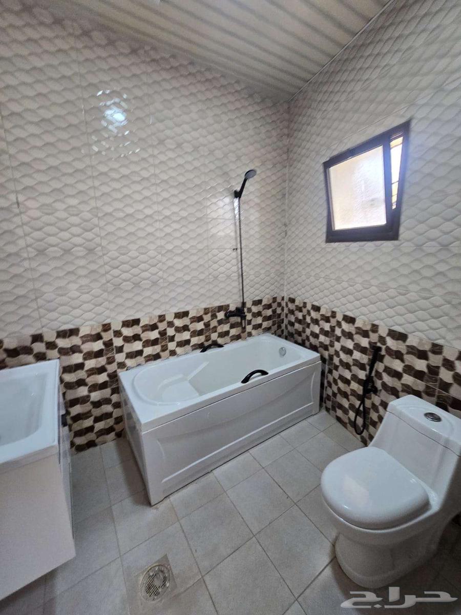 9 bedroom villa in Dahiat King Fahd 26