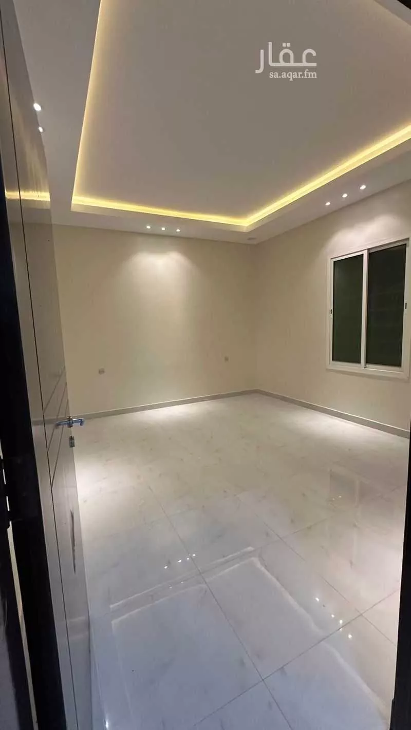 دور 3 غرف في العارض 10