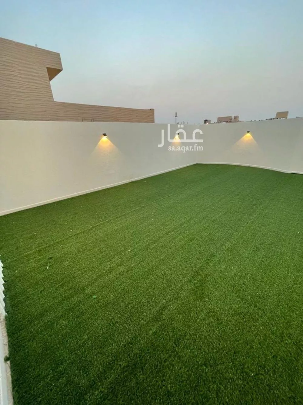 فيلا 8 غرف في النرجس 6