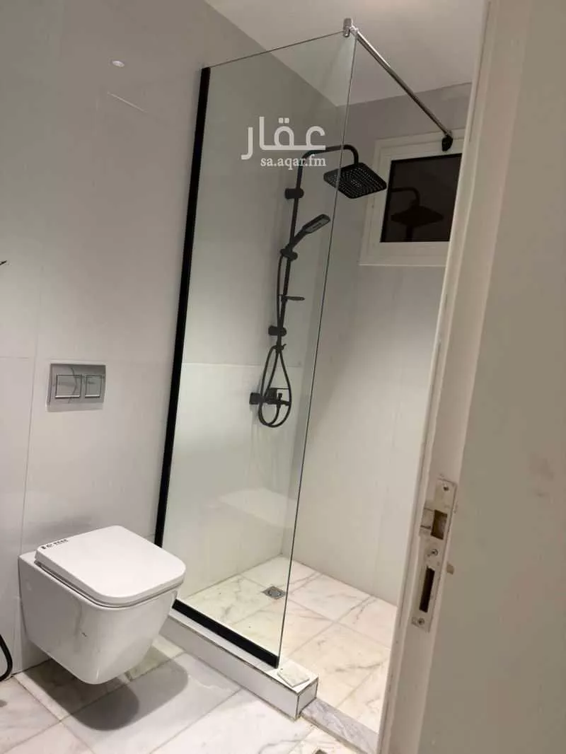 شقة 4 غرف في العيون 4