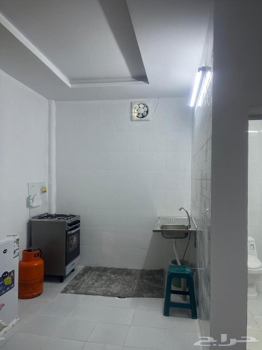 7 bedroom apartment in Al Aziziyah 17