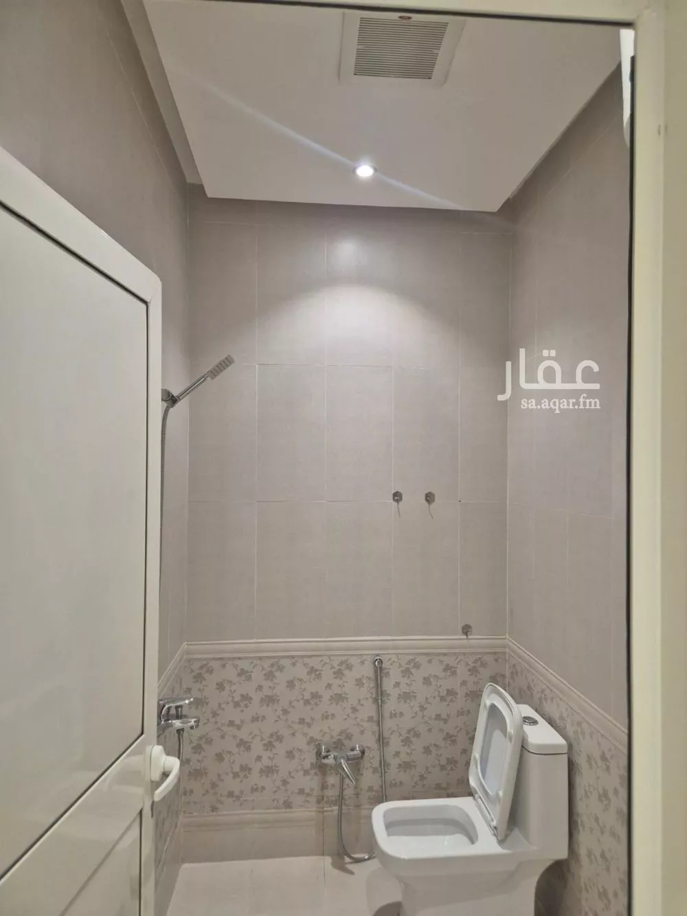 شقة 4 غرف في عكاظ 17