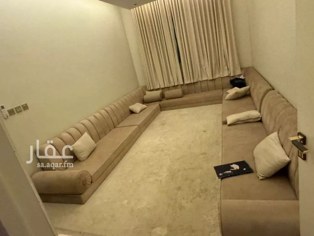 6 bedroom apartment in Al Narjis 4