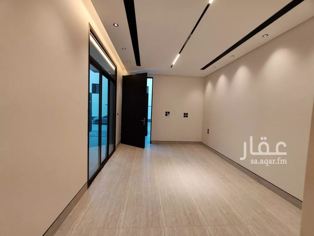 فيلا 3 غرف في العارض 6