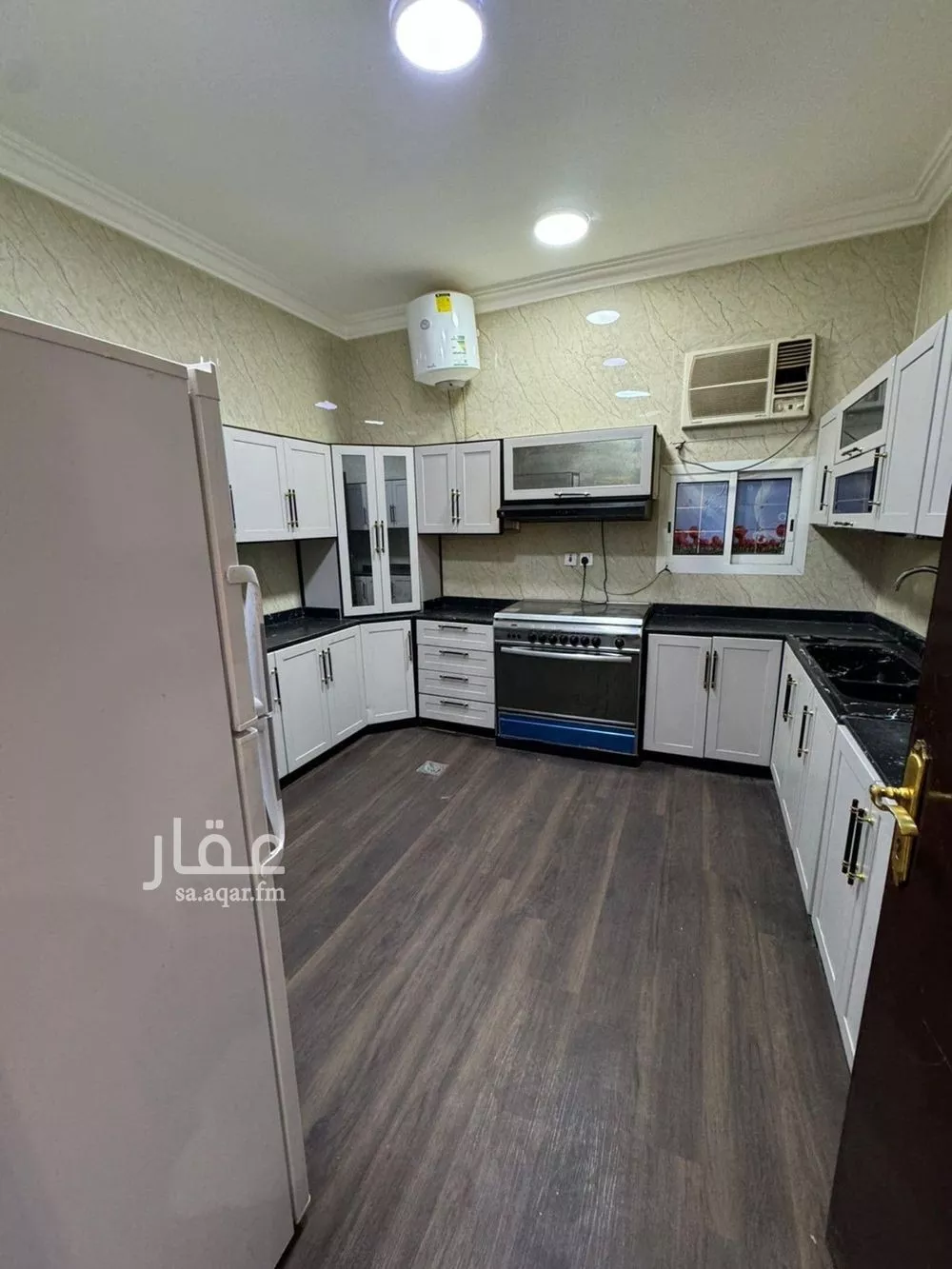 3 bedroom apartment in Al Hamra 3