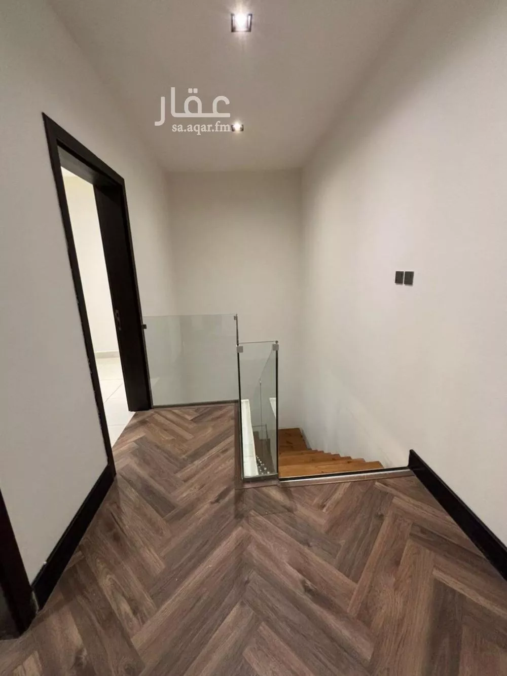 شقة 5 غرف في العارض 3