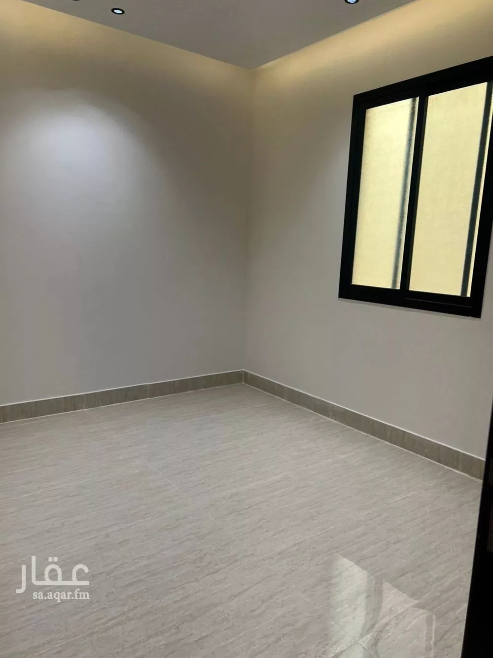شقة 4 غرف في طويق 3