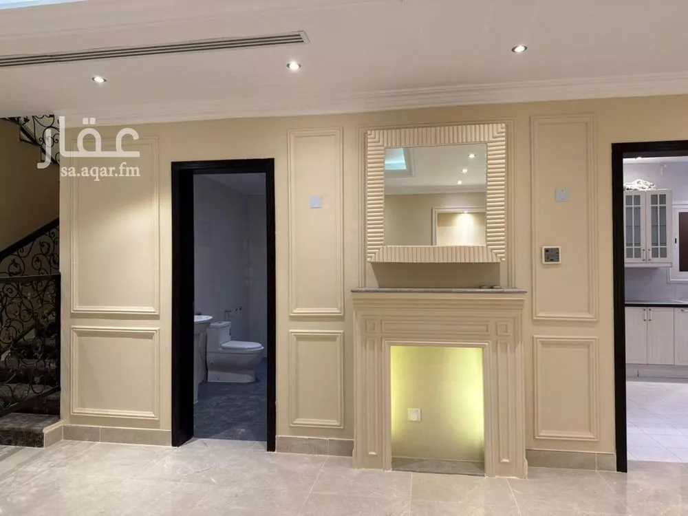 5 bedroom villa in Al Buhairah 5