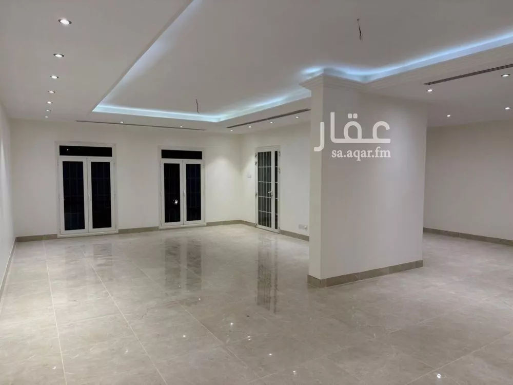 5 bedroom villa in Al Buhairah 10