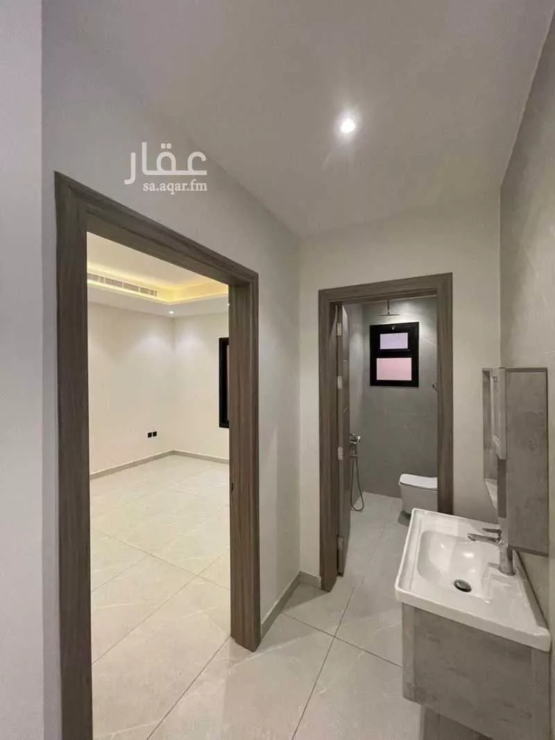فيلا 5 غرف في العارض 11