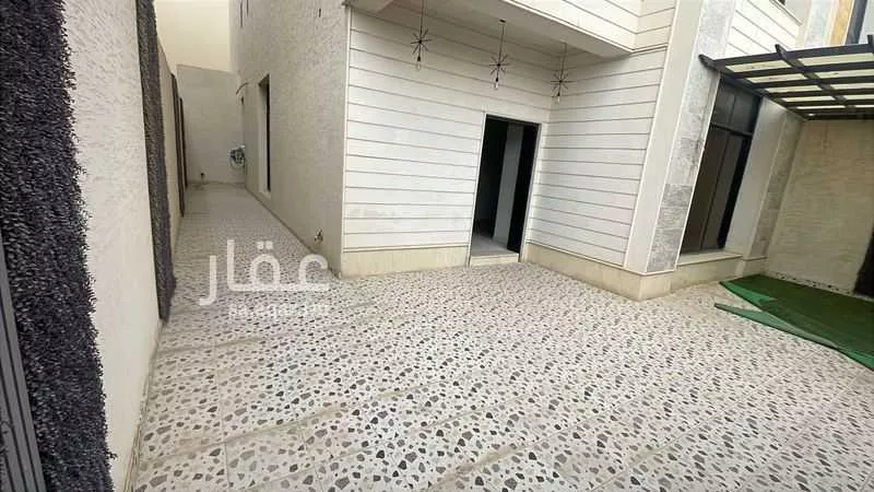 6 bedroom villa in Al Hazm 5