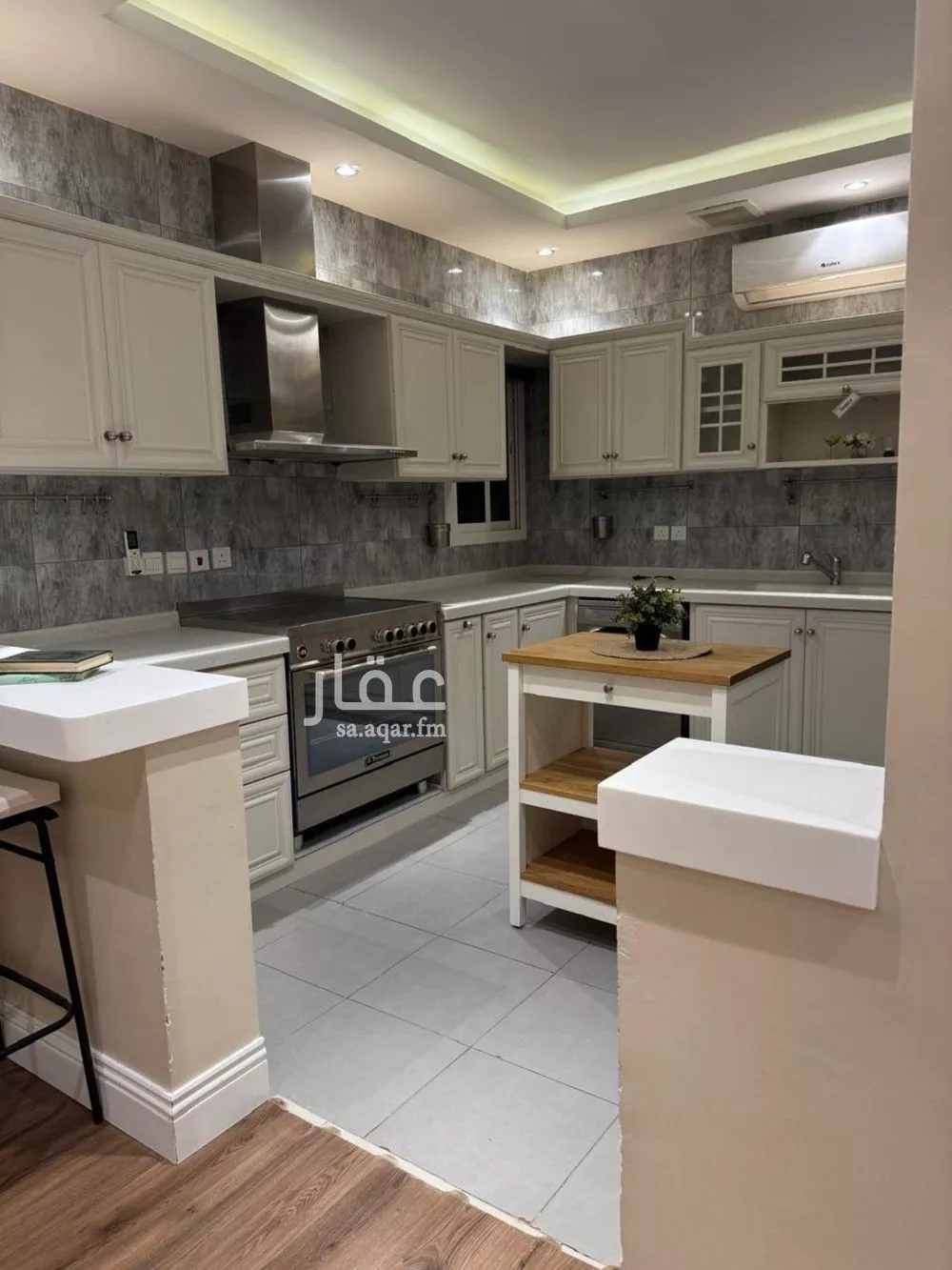 3 bedroom apartment in Al Yasmin 11