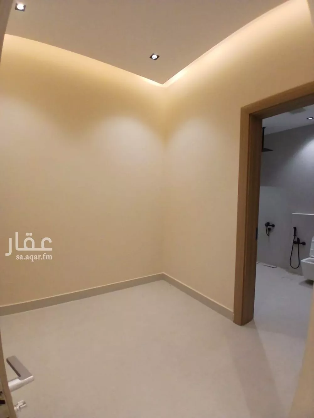 فيلا 6 غرف في الرمال 25