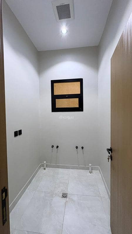 4 bedroom apartment in Al Mab'outh, Madinah 8