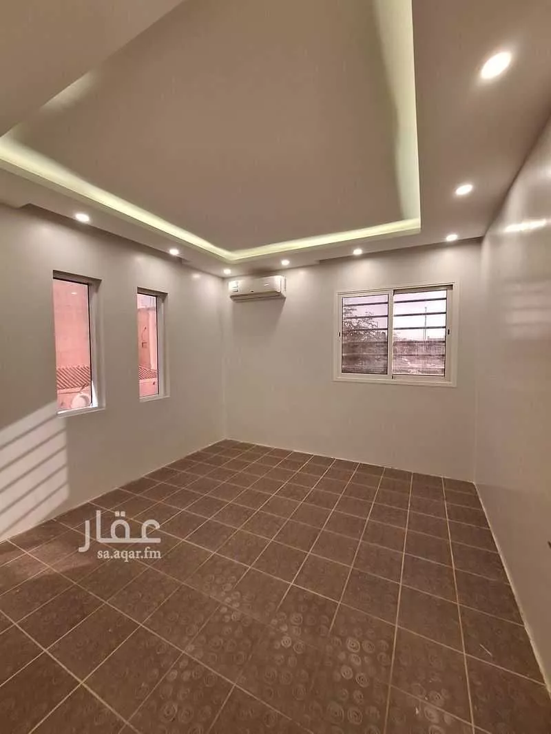 دور 3 غرف في السعادة 6